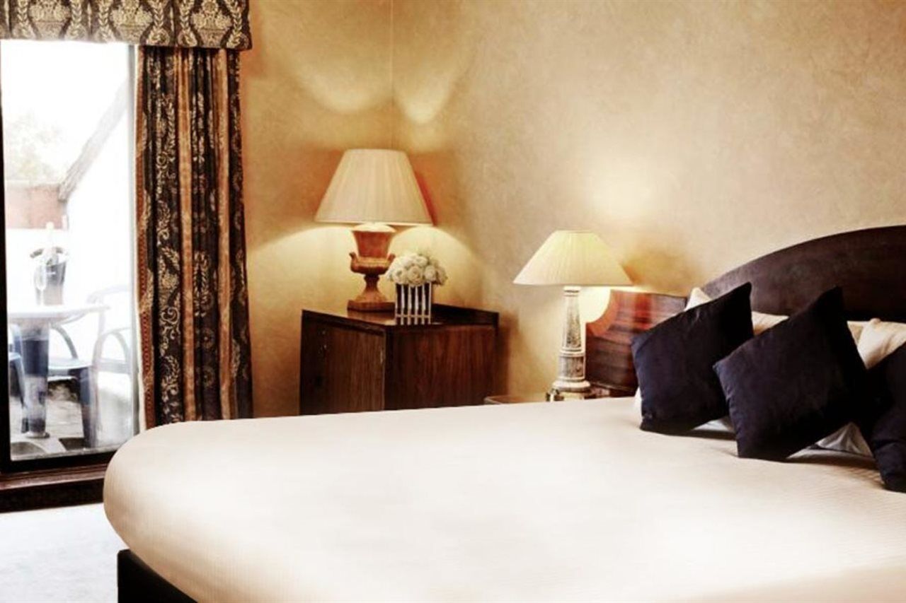 Copthorne Effingham Gatwick Hotel Eksteriør bilde
